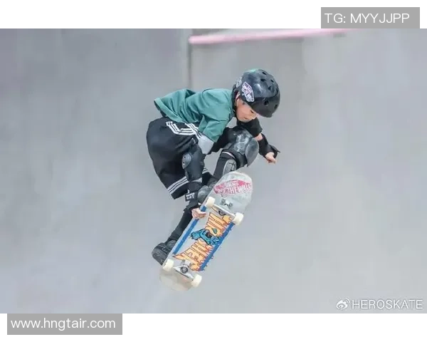 深圳滑板队灵活性引发热议探讨滑板运动的未来发展与挑战 深圳滑板队灵活性引发热议探讨滑板运动的未来发展与挑战